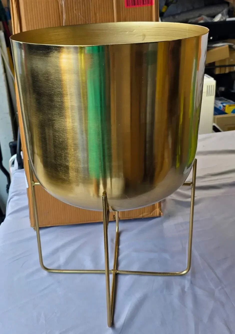 Serene Spaces Living Gold Metal Planter w/ Stand 14” x 24” New w/ Dent